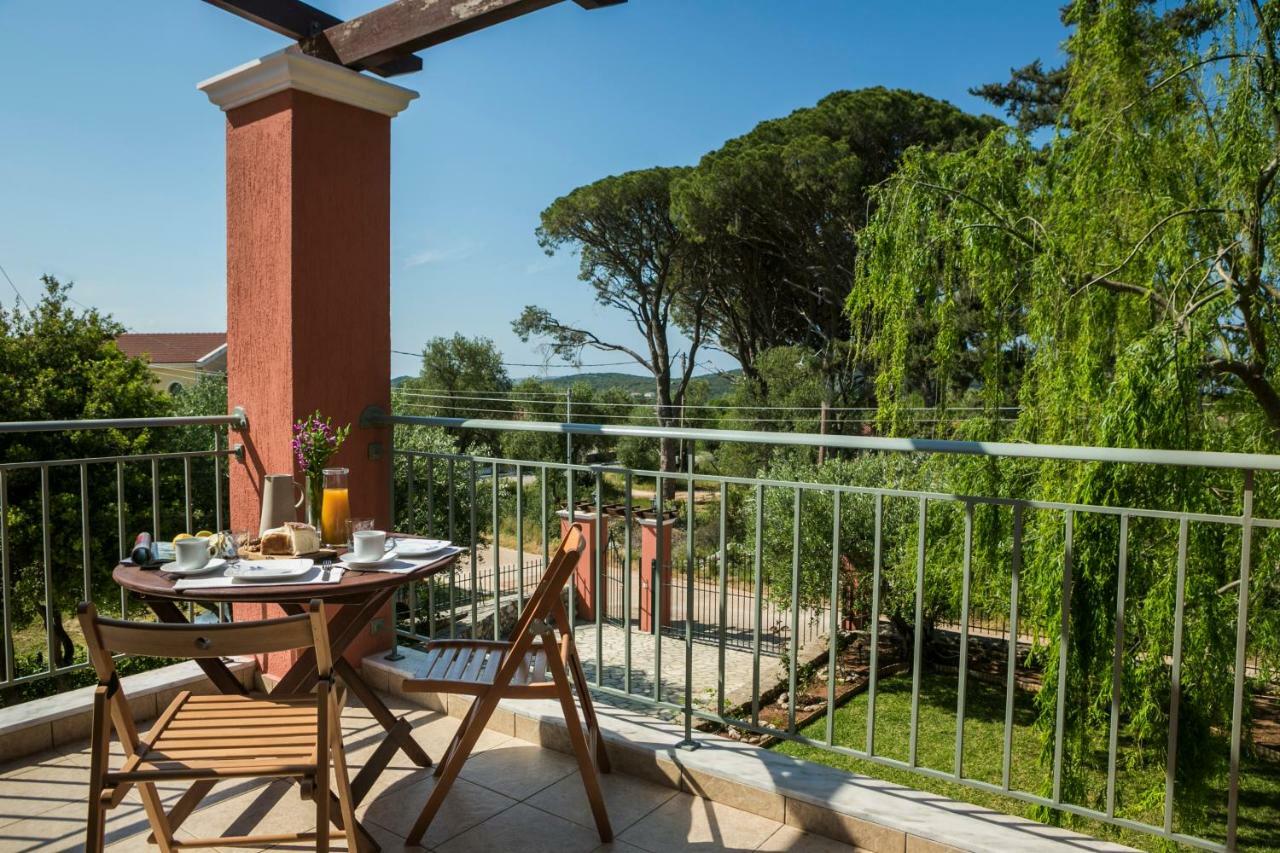 Villa Maritina Razáta エクステリア 写真